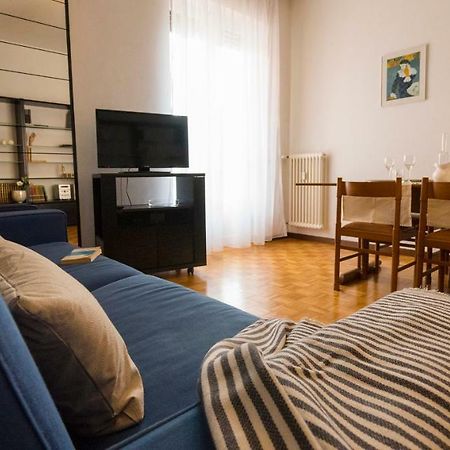 Joivy Welcoming 1Br Apt Next To Villa Olmo Como Ngoại thất bức ảnh