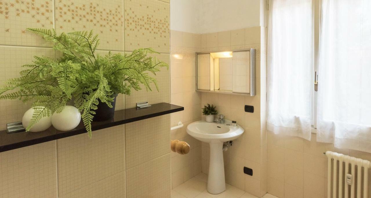 Joivy Welcoming 1Br Apt Next To Villa Olmo Como Ngoại thất bức ảnh